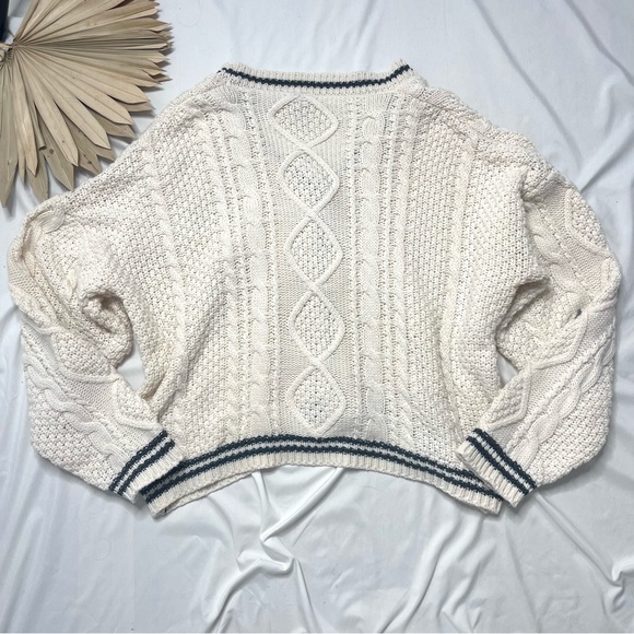 Taylor Swift original 2020 folklore cardigan Cream and Blue Cardigan - Picture 9 of 11